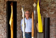 L'artista Andrea Armagni espone in. Vignale nella chiesa dell'Addolorata